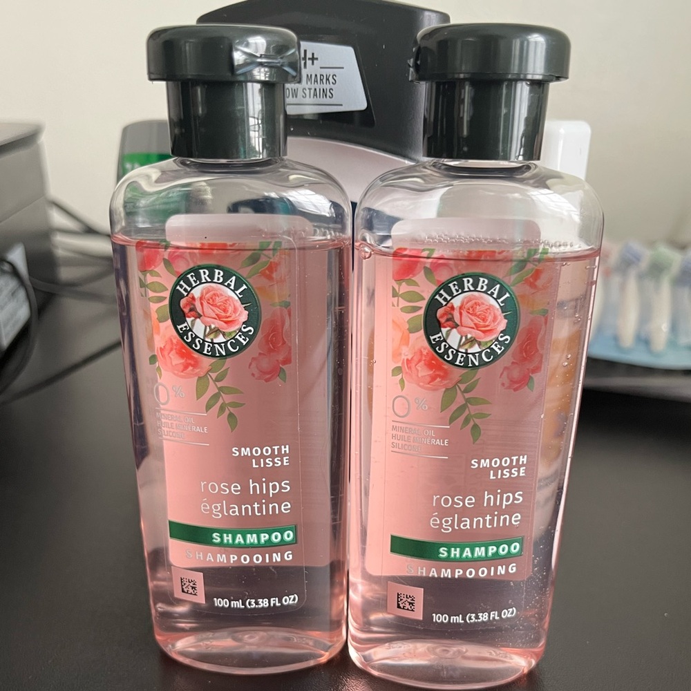 Set of 2 Herbal Essences Rose Hips Shampoo